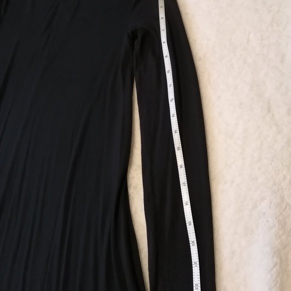 Old Navy flowy black midi dress - Picture 4 of 7